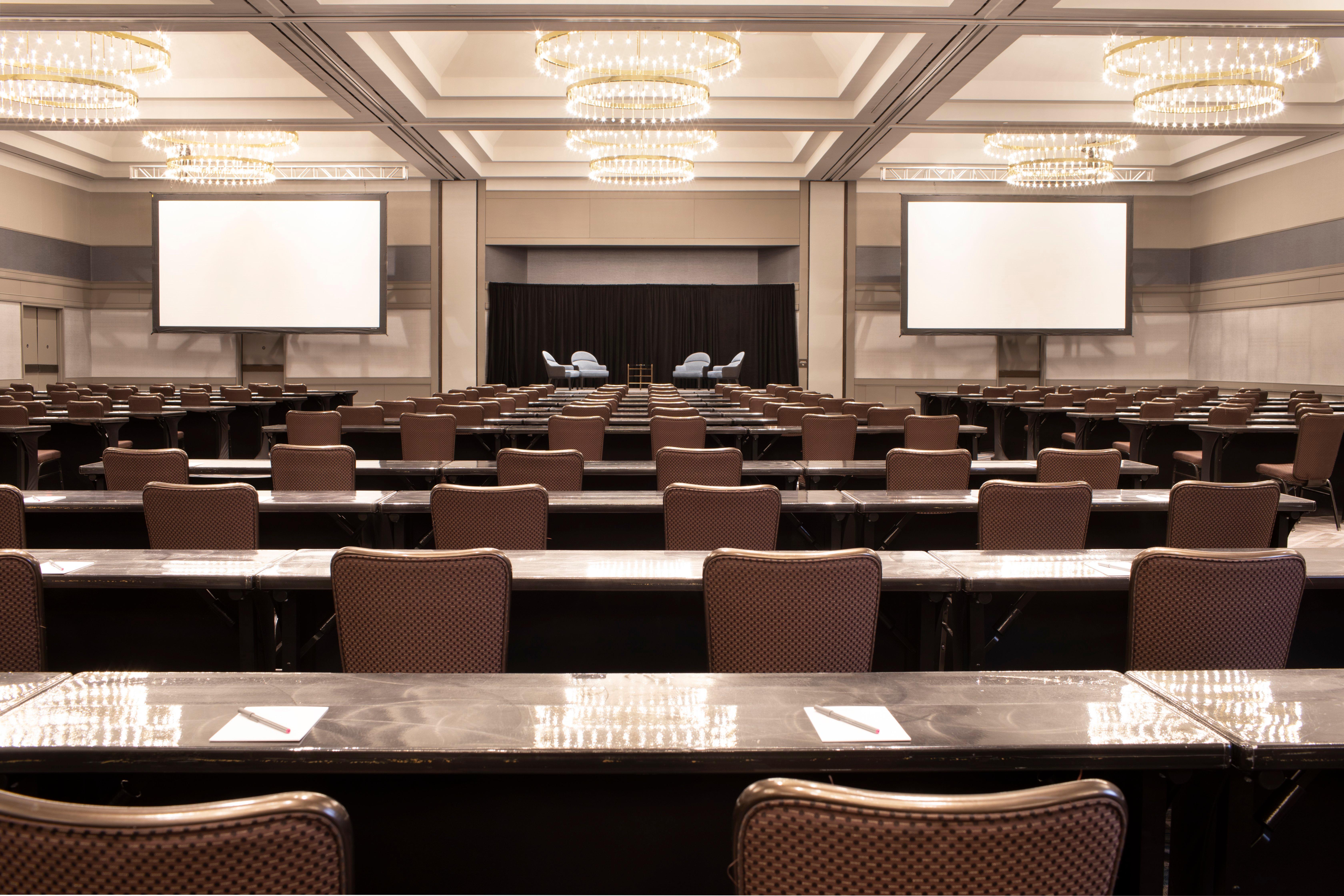 Crowne Plaza Atlanta Perimeter At Ravinia By Ihg Hotel Dunwoody Exterior photo